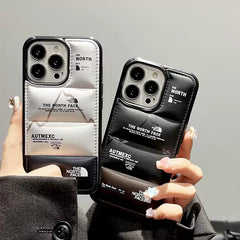 [モジュラー調] パファー風 ロゴグラフィック スマホケース / 高耐久・大人ストリート