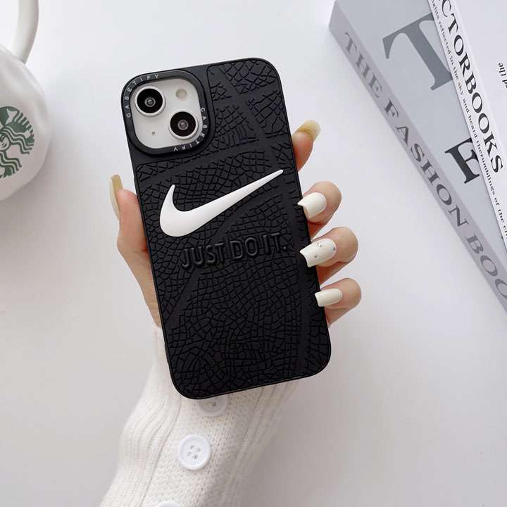 3D 立体柄 軽量薄型シリコンケース スポーツ風 大人・高校生人気 ペア使い対応｜iPhone17/17 Pro Max/17e/16/16 Pro 全機種対応