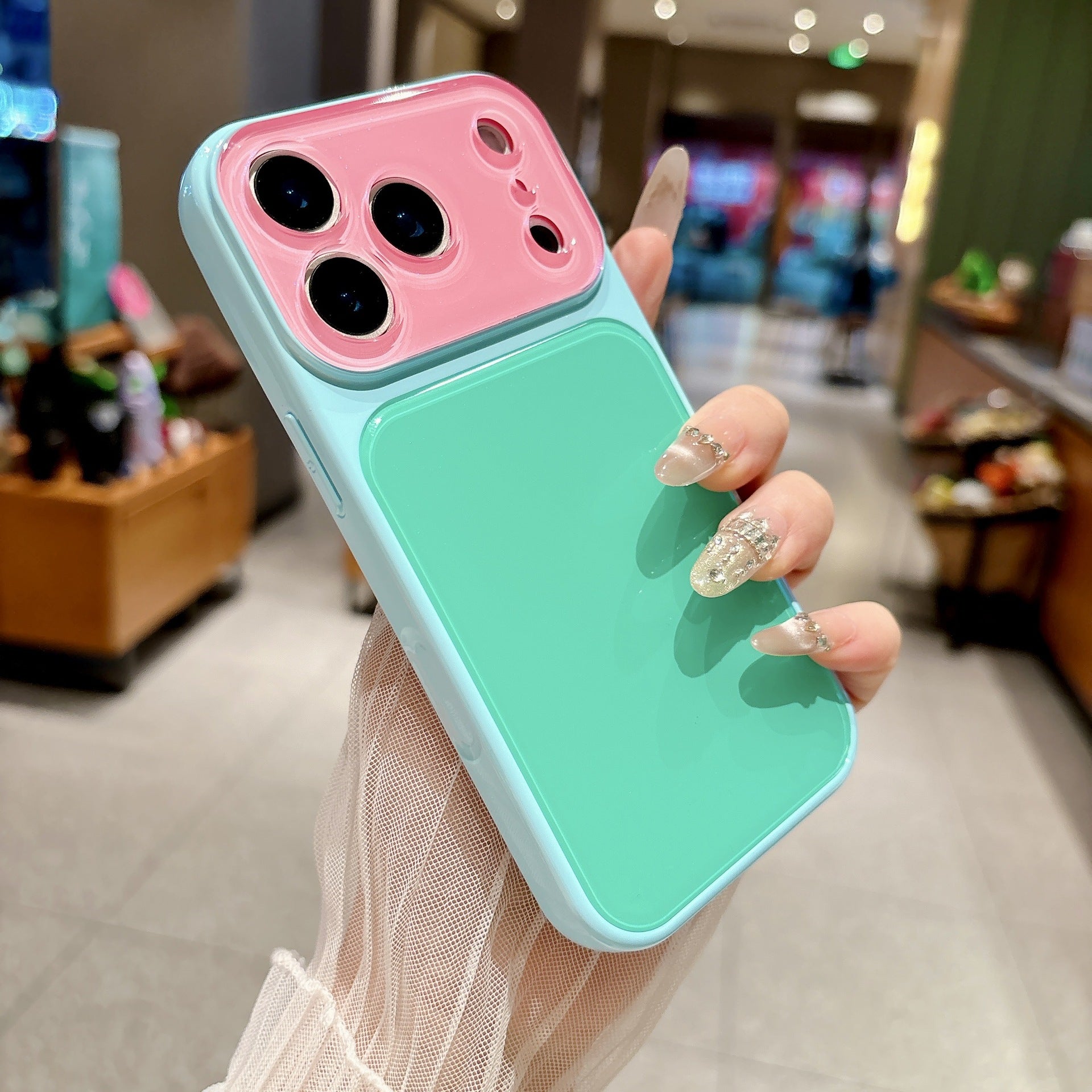 インスタ人気 ドーパミンカラーバイカラースマホケース 大窓レンズ保護 iPhone17ProMax/16Pro/15/14 対応