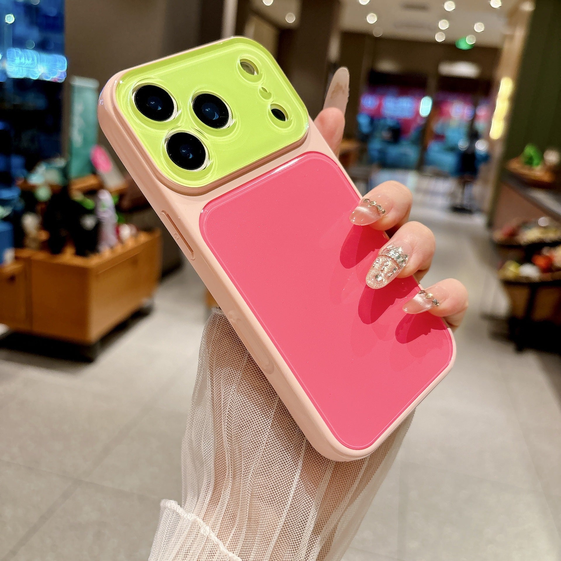 インスタ人気 ドーパミンカラーバイカラースマホケース 大窓レンズ保護 iPhone17ProMax/16Pro/15/14 対応