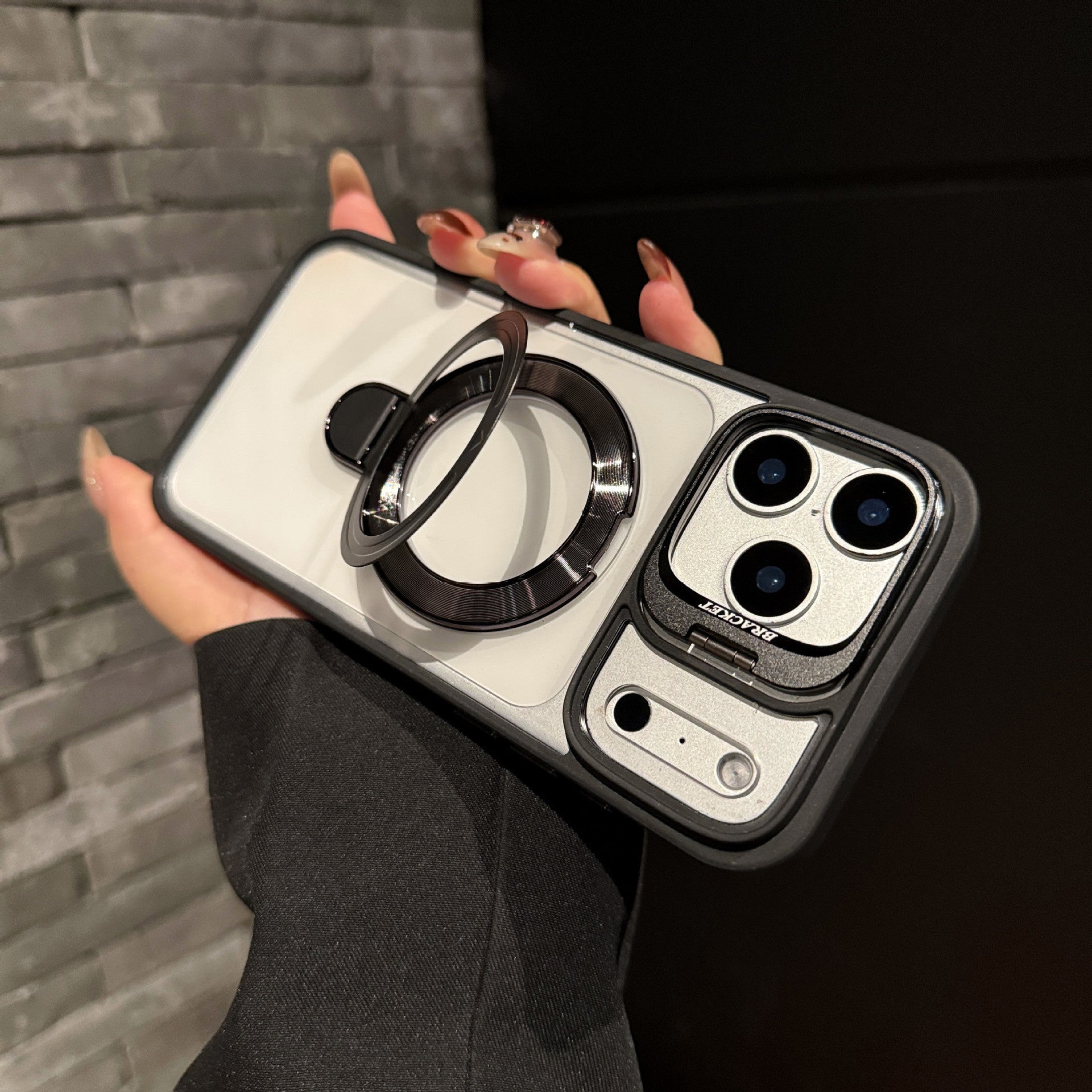 レンズカバー付き ダブルスタンド 透明アクリル磁気吸着スマホケース 全 9 色 iPhone17PROMAX/16 対応