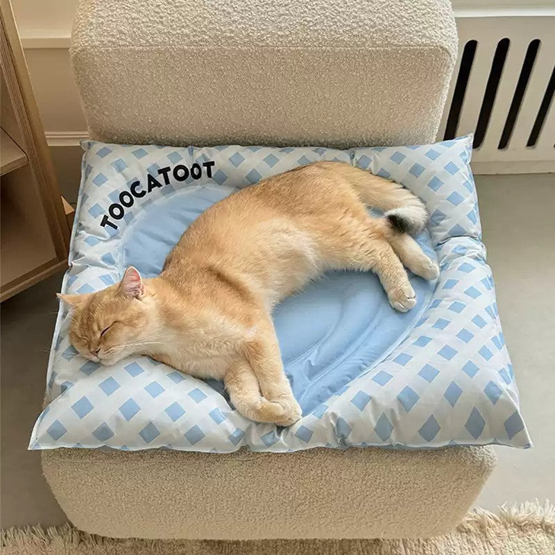 【ひんやり 接触冷感】ペット用 冷却マット 2WAY 猫 犬 枕付き 夏用 アイスシルク 涼感マット 洗える 耐噛み 暑さ対策 熱中症対策 室内 クッション 小型犬 子猫 高反発 猫用ベッド